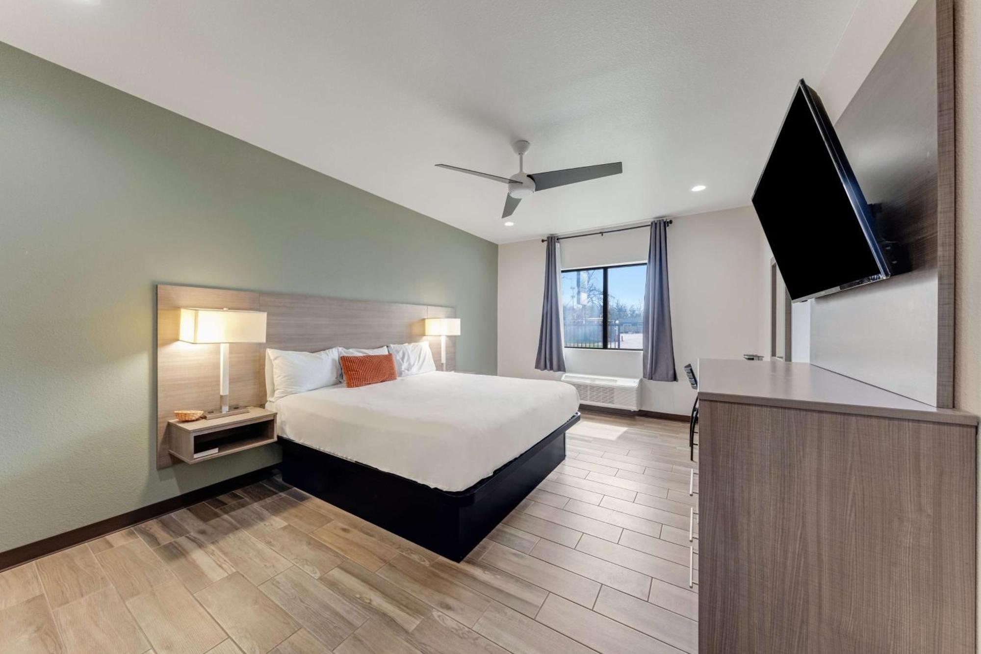 Americas Best Value Inn San Antonio Downtown Riverwalk Exterior photo